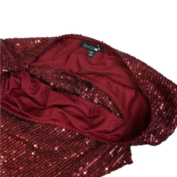 Gorgeous burgundy sequin one-shoulder mini dress - Picture 3 of 4